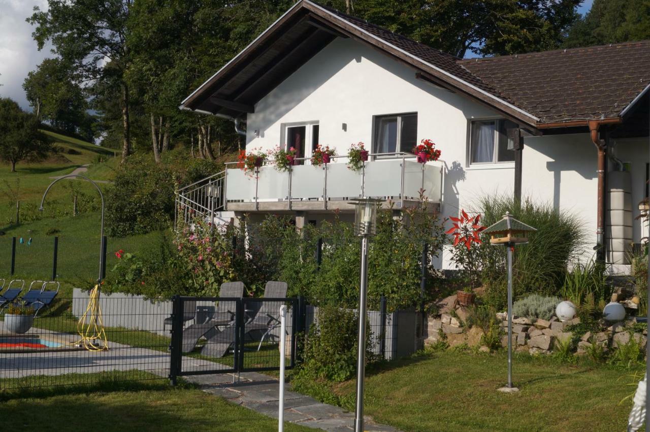 Traumhafte Ferienwohnung Mit Pool Steinen  Eksteriør billede